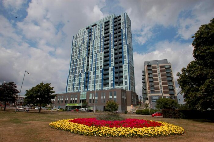 1 Bedroom Flat To Rent In Cotterells, Hemel Hempstead, HP1