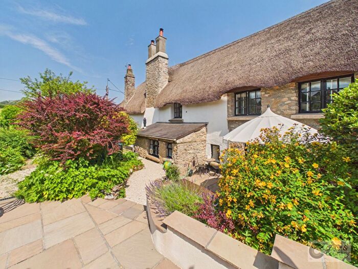3 Bedroom Cottage For Sale In Torbryan, Newton Abbot, TQ12