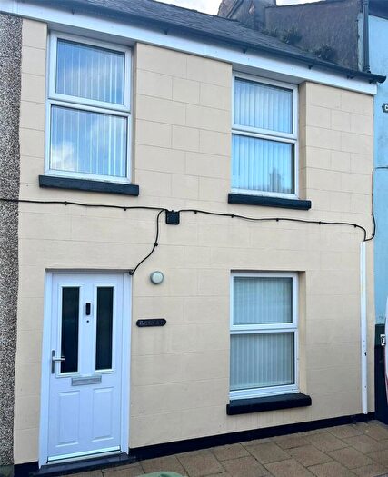 2 Bedroom End Of Terrace House For Sale In Chapel Street, Penygroes, Caernarfon, Gwynedd, LL54