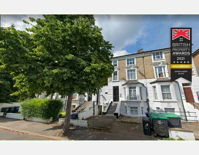 Studio To Rent In Windsor Road, London, W5