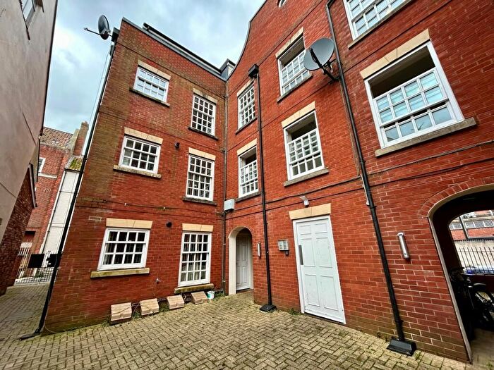2 Bedroom Flat To Rent In George Street, Bridgwater, TA6