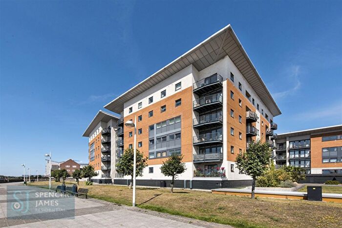 2 Bedroom Flat To Rent In Lowestoft Mews, E16