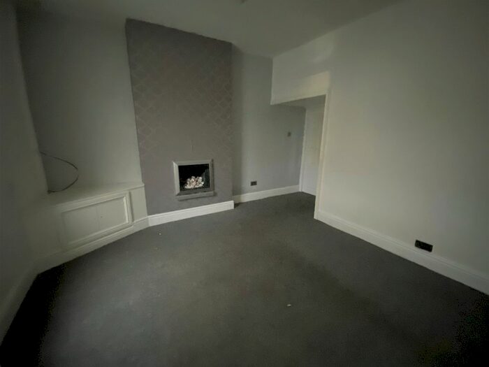 2 Bedroom End Of Terrace House To Rent In Scarlett Street, Burnley, BB11