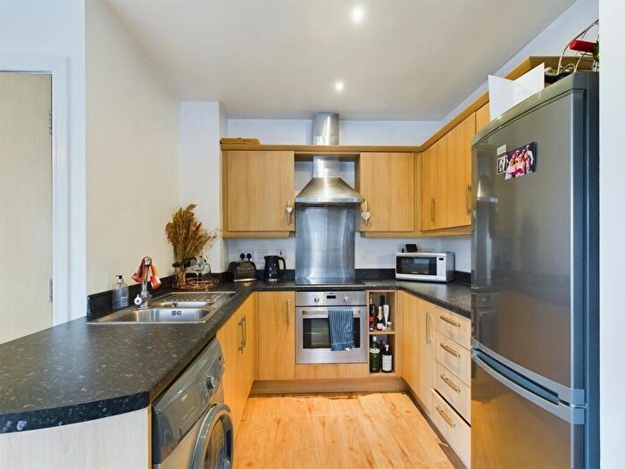 2 Bedroom Apartment To Rent In Highfields Park Drive, Darley Abbey, DE22