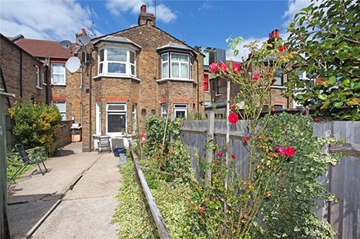 5 Bedroom Terraced House To Rent In Elmhurst Road, London, N17