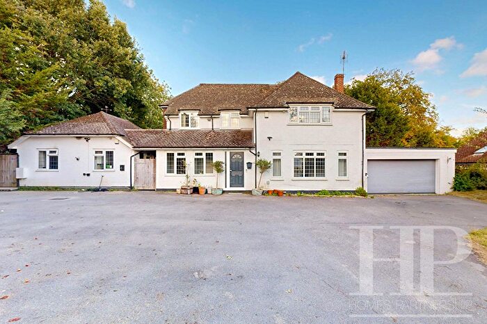 4 Bedroom Detached House To Rent In Thornden, Cowfold, RH13