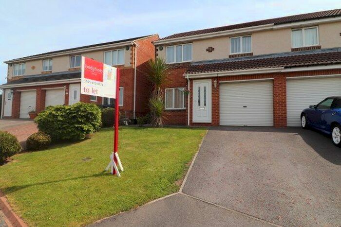 3 Bedroom Semi-Detached House To Rent In Churston Close, Houghton Le Spring, DH4