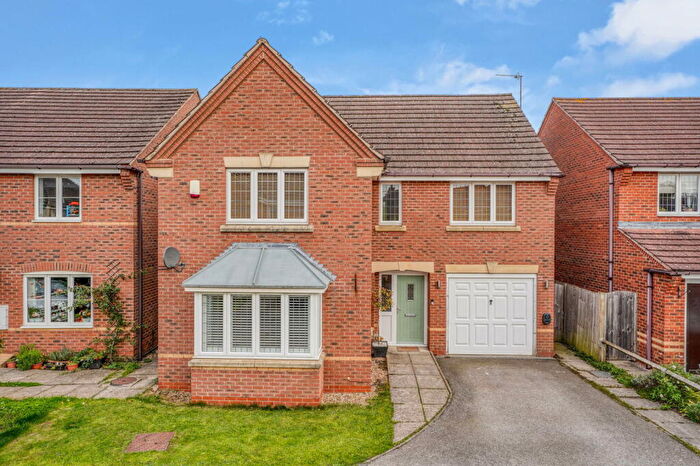 4 Bedroom Detached House For Sale In Pyke Way, Crick, Northampton, NN6