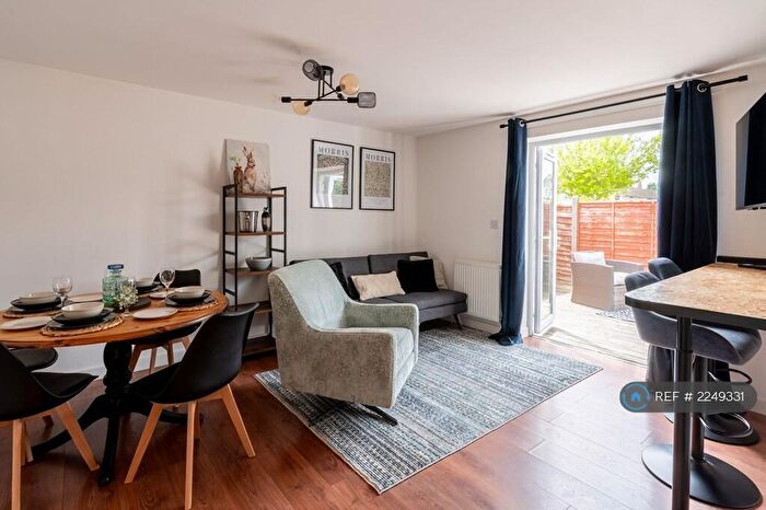 2 Bedroom Detached House To Rent In Raymund Road, Marston, Oxford, OX3