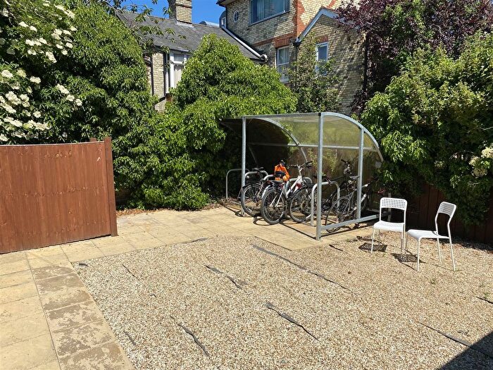 9 Bedroom Property To Rent In Room, Mill Road, Cambridge, CB1