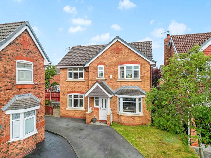 3 Bedroom Detached House For Sale In Saunderton Close, Haydock, WA11