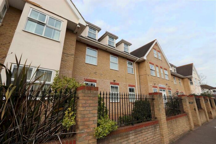 1 Bedroom Flat To Rent In Manilla Road, Southend-On-Sea, SS1