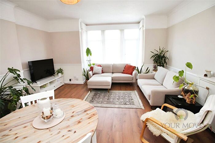 1 Bedroom Flat To Rent In Clapham Road, Bedford, Bedfordshire, MK41