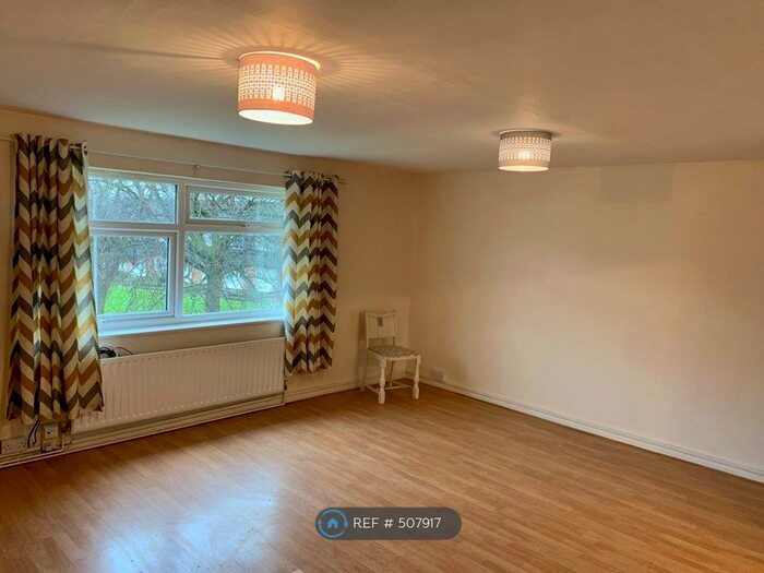 2 Bedroom Flat To Rent In Durham Court, Ellesmere Port, CH65