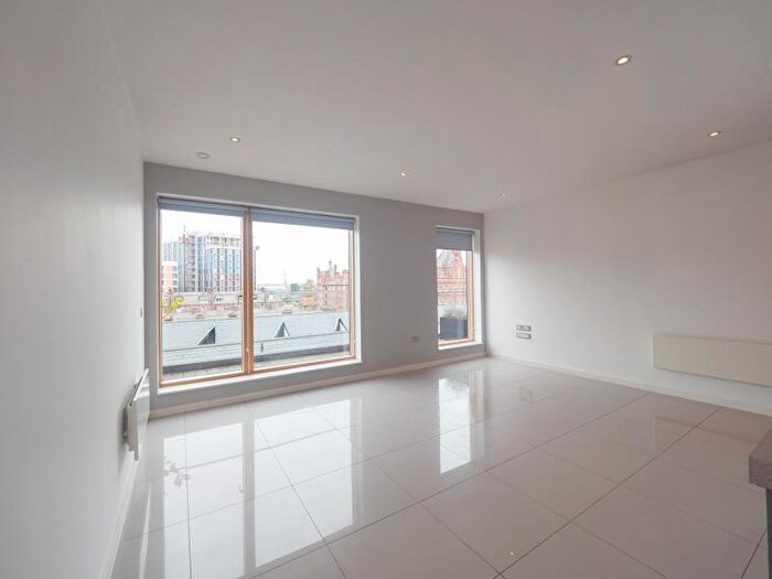 1 Bedroom Apartment To Rent In Apt . :: Ice Plant, M4