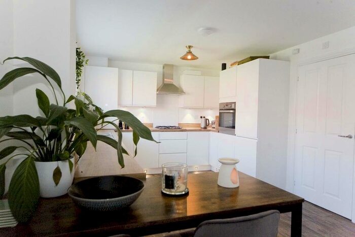 4 Bedroom Detached House For Sale In Redgrave Avenue, Hartlepool, TS26