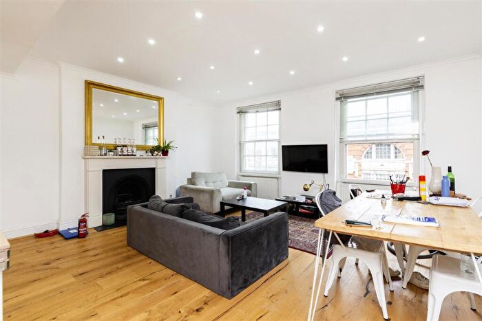 3 Bedroom Flat To Rent In Eversholt Street, NW1