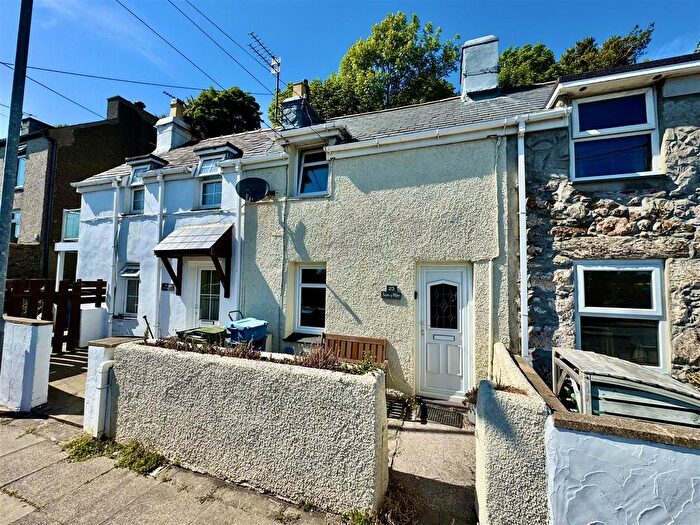2 Bedroom Terraced House To Rent In Abererch Road, Pwllheli, LL53