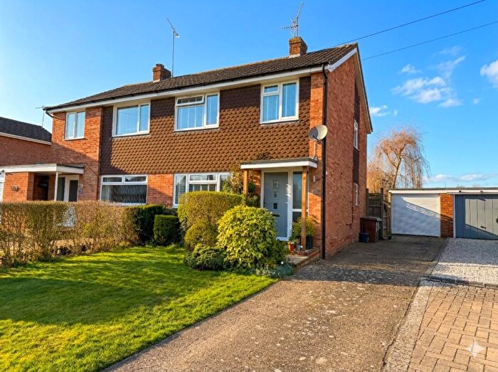 3 Bedroom Semi-Detached House For Sale In Lambourne Road, Sonning Common, RG4