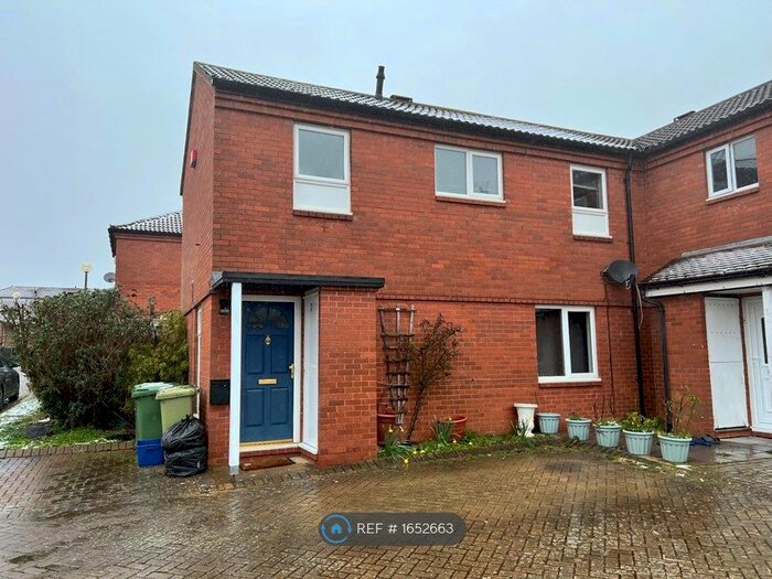 3 Bedroom Semi-Detached House To Rent In Lamport Court, Great Holm, Milton Keynes, MK8