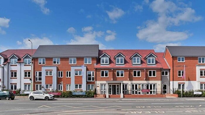 1 Bedroom Retirement Property For Sale In Bed Apartment, Albert Lodge, Abingdon, OX14