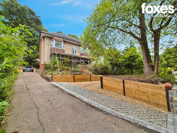 3 Bedroom Flat To Rent In Branksome Wood Road, Bournemouth, Dorset, BH4