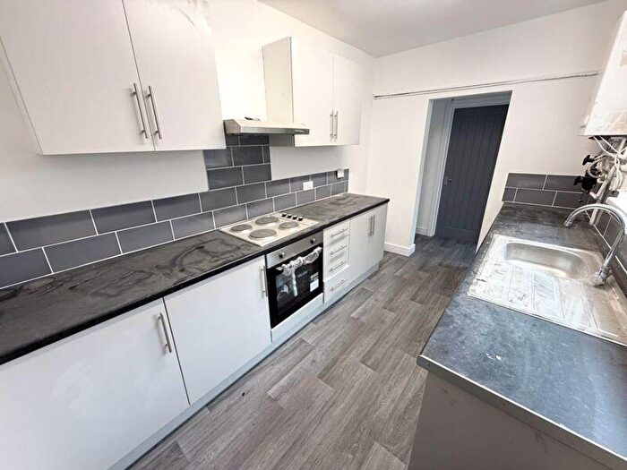 3 Bedroom Terraced House To Rent In Rutland Street, Grimsby, DN32