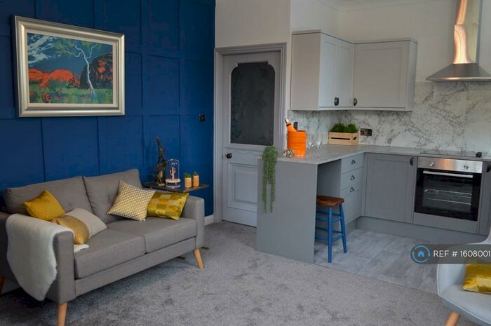 1 Bedroom Flat To Rent In Cliviger, Burnley, BB10