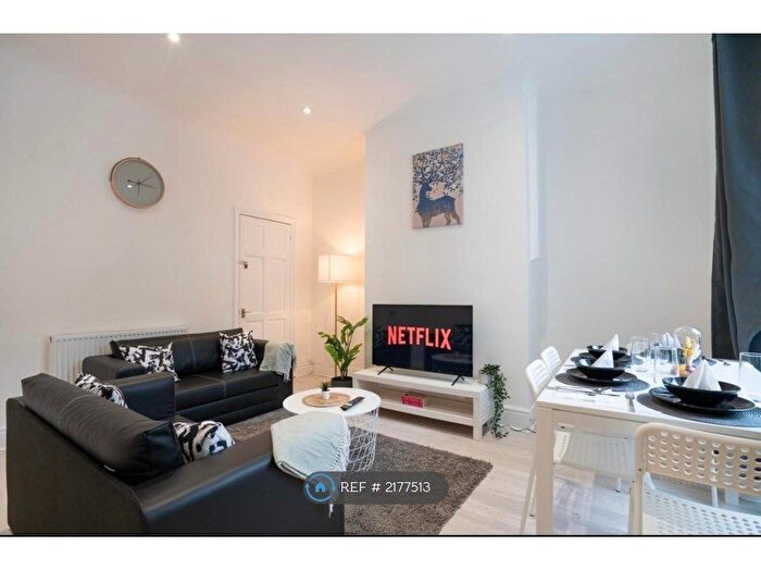 3 Bedroom Terraced House To Rent In Basnett Street, Burnley, BB10