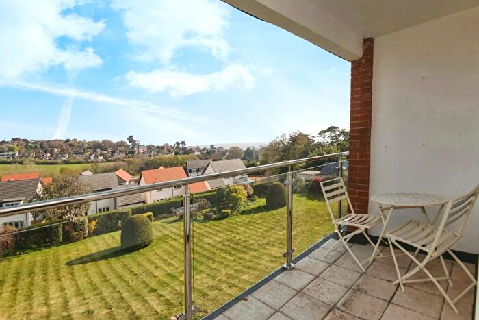 3 Bedroom Flat For Sale In Douglas Avenue, Exmouth, Devon, EX8