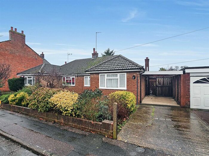 2 Bedroom Semi Detached Bungalow For Sale In St. Martins Street, Milton Keynes, MK2