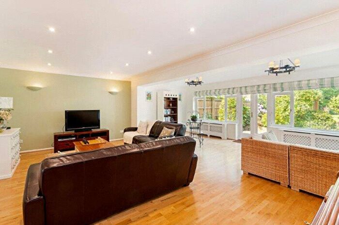 4 Bedroom Terraced House To Rent In Arlington Road, London, NW1