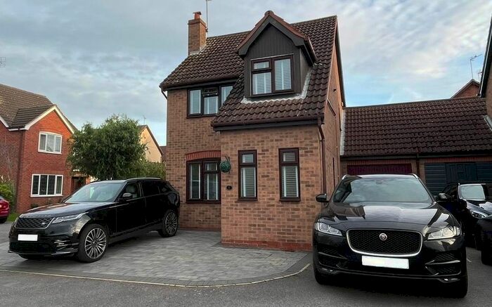3 Bedroom Detached House To Rent In Manor Grove, Worksop, S80
