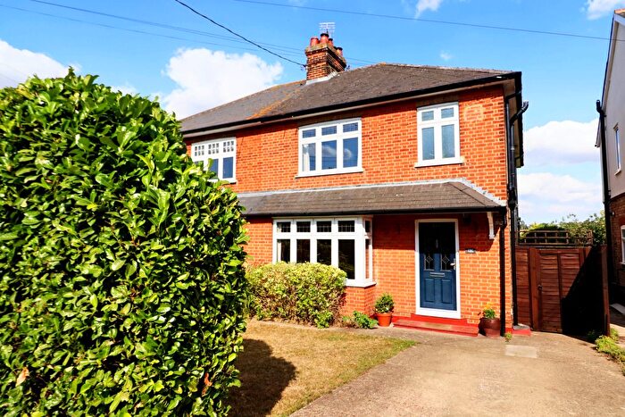 3 Bedroom Semi-detached House For Sale In Church Lane, Braintree, CM7