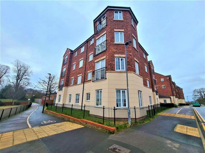 2 Bedroom Flat To Rent In Scholars Court, Principal Rise, York, YO24