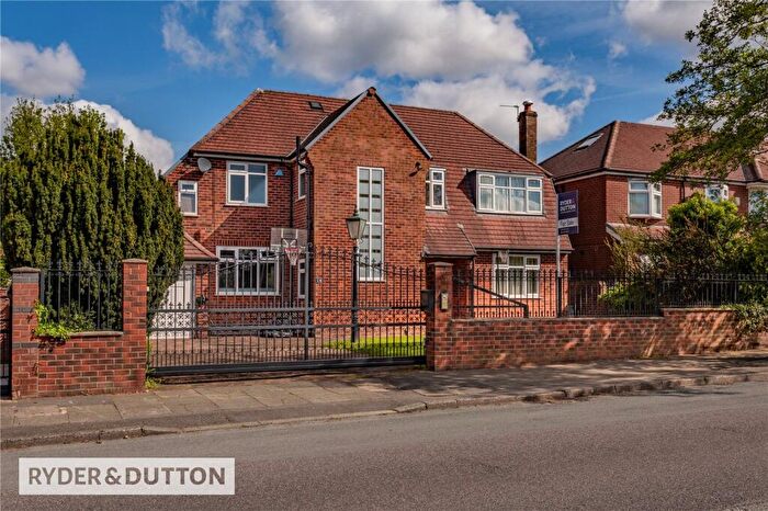 5 Bedroom Detached House For Sale In Mainway, Alkrington, Middleton, Manchester, M24