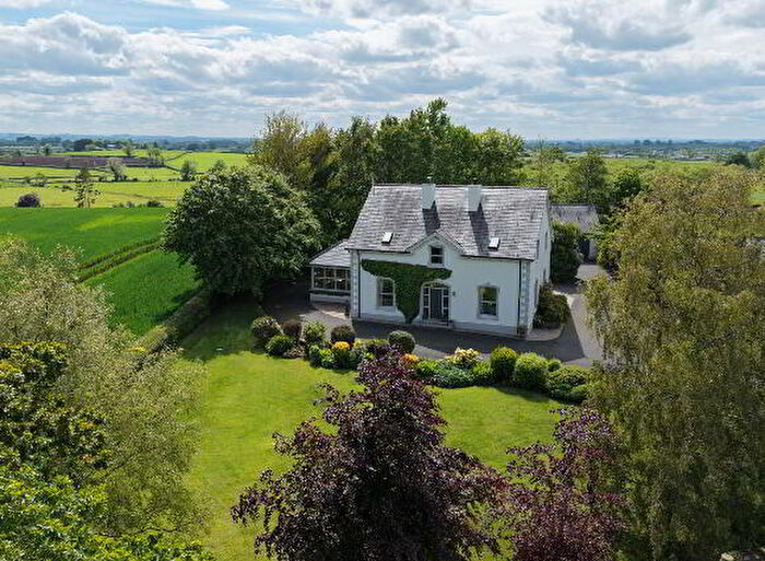 4 Bedroom Detached House With Garages For Sale In Foy Lane, Craigavon, BT62