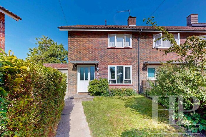 2 Bedroom End Of Terrace House For Sale In Monksfield, Crawley, RH10