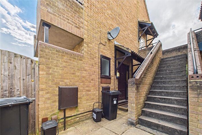 Studio To Rent In Maiden Place, Lower Earley, Reading, Berkshire, RG6