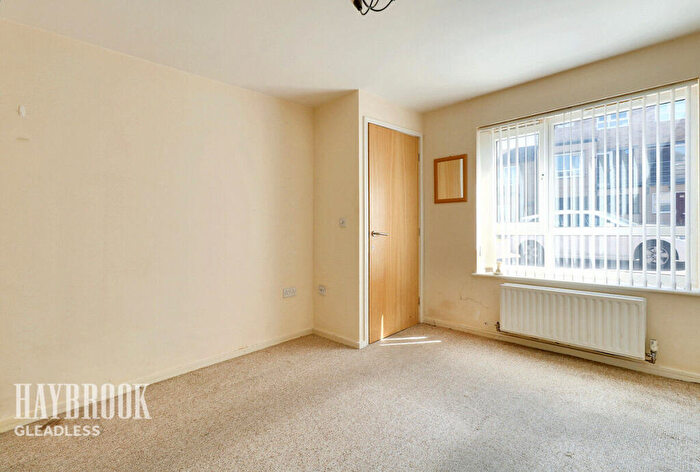 2 Bedroom Semi-Detached House For Sale In Park Grange Rise, Sheffield, S2