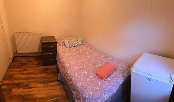 1 Bedroom Flat To Rent In Anson Road, NW2