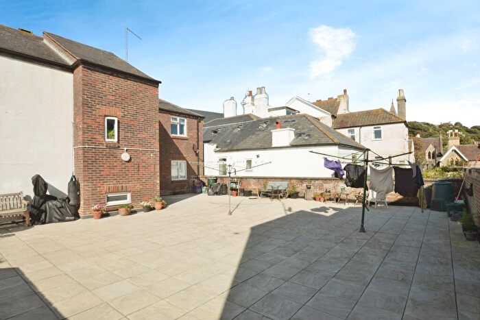 1 Bedroom Flat For Sale In Sandgate High Street, Sandgate, Folkestone, Kent, CT20
