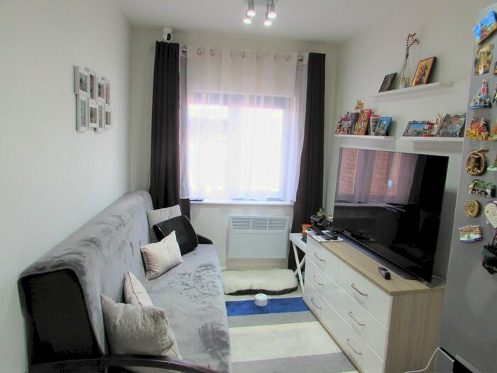 1 Bedroom Flat To Rent In High Street, Harrow Wealdstone, HA3