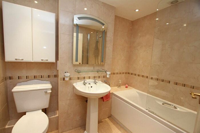 1 Bedroom Apartment For Sale In South Cliff Tower, Bolsover Road, Eastbourne, BN20