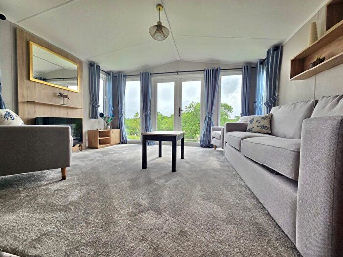 3 Bedroom Park Home For Sale In Bowland Fell Holiday Park – Yorkshire, BD23