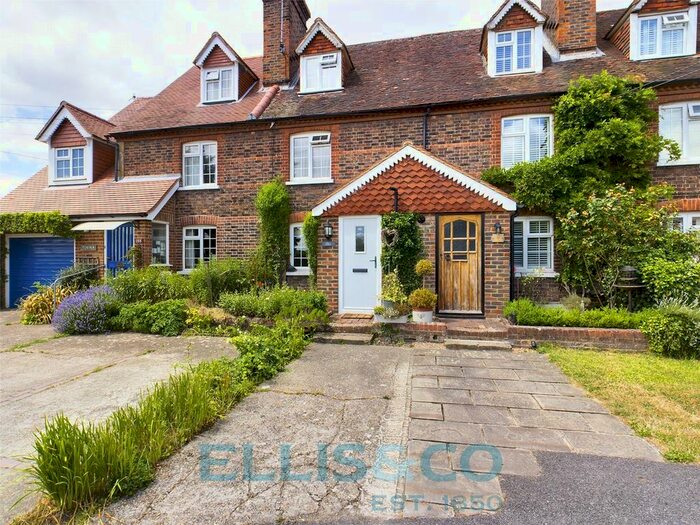 3 Bedroom Terraced House To Rent In Tonbridge Road, East Peckham, Tonbridge, Kent, TN12