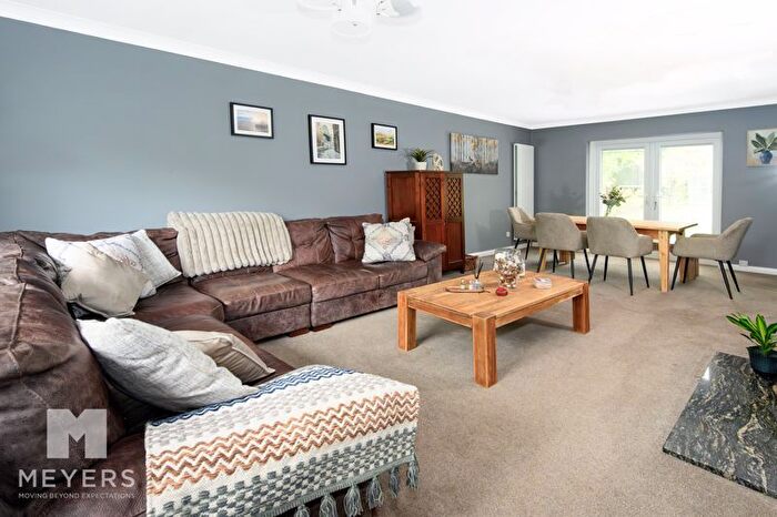 4 Bedroom Detached House For Sale In Woolsbridge Road, Ashley Heath, Ringwood, BH24