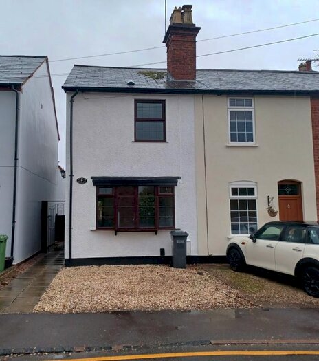 2 Bedroom Cottage To Rent In Lodge Road, Knowle, B93
