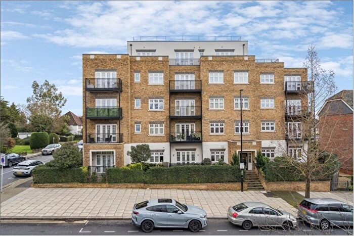 2 Bedroom Flat For Sale In Hillgrove House, A High Street, Edgware, HA8