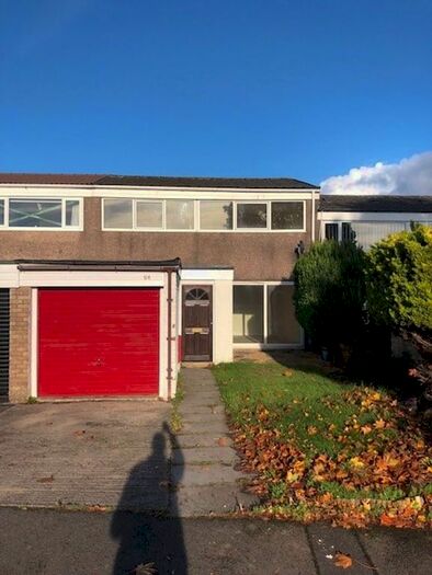 3 Bedroom Terraced House To Rent In Cas Troggi, Caldicot, NP26